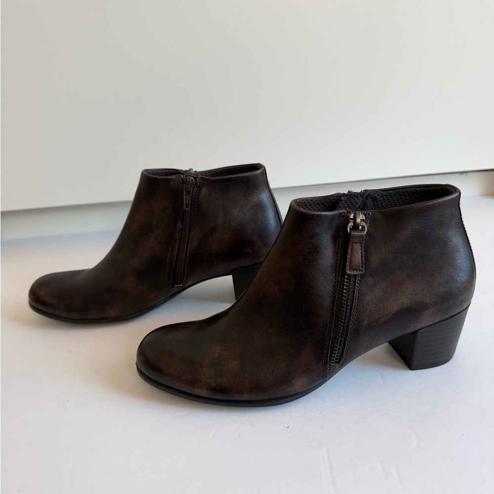 Ecco Dark Brown Leather Ankle Booties with Side Zip